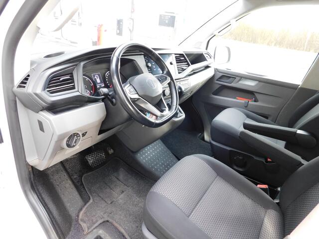 Volkswagen TRANSPORTER 2.0TDI 150PK DSG DC L2H1! All-in Prijs! Trekhaak!