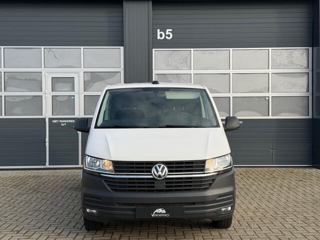 Volkswagen TRANSPORTER 2.0 TDI 150PK Automaat L1 / Airco / Navi by app / Trekhaak