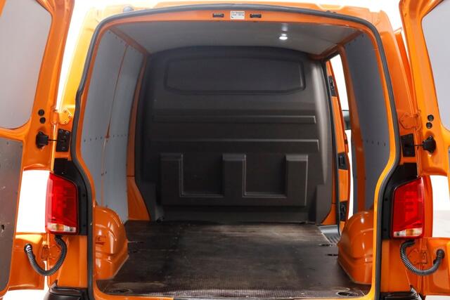 Volkswagen TRANSPORTER T6.1 2.0 TDI 110pk Lang Airco/Cruise Control 11-2020