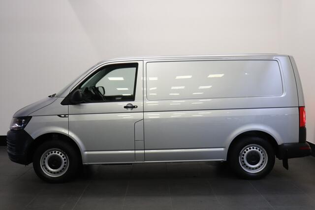 Volkswagen TRANSPORTER 2.0 TDI 150PK Automaat EURO 6 - Airco - Navi - Cruise - Carplay - ¤15.950,- Excl.