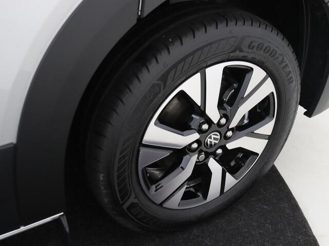 Volkswagen TRANSPORTER Bedrijfswagens PanAmericana L2 2.0 TDI 30 150 pk 110 kW pk 8 au | BPM vrij | Lichtmetalen velgen 17" (6,5 J 17) "Monte Carlo" (zwart gepolijst) | Achteruitrijcamera | Parkeersensoren voor en achter (Park Distance Control) |