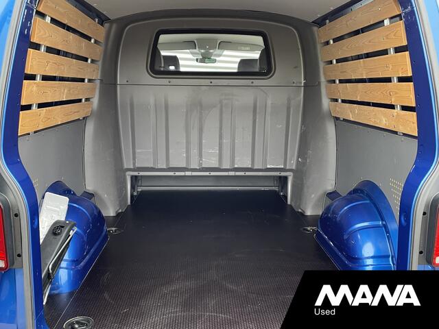 Volkswagen TRANSPORTER 2.0TDI 150PK L2H1 DC BULLI Automaat Adaptive cruise LED Alcantara Camera Trekhaak