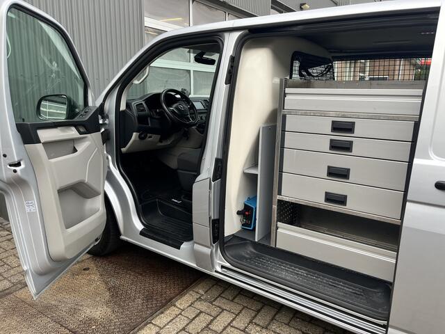 Volkswagen TRANSPORTER 2.0 TSI L2H1 Benzine / CNG Dubbele Schuifdeur Airco Cruise controle Bpm vrij Trekhaak Klep achter Omvormer Kastinrichting Standkachel Euro 6 Benzine Ideaal voor ombouw naar Camper !!