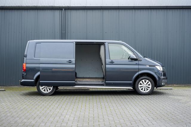 Volkswagen TRANSPORTER T6.1 2.0 TDI L2H1 | 150 PK | Turbo defect | Carplay | Cruise | Navi | Trekhaak | Airco