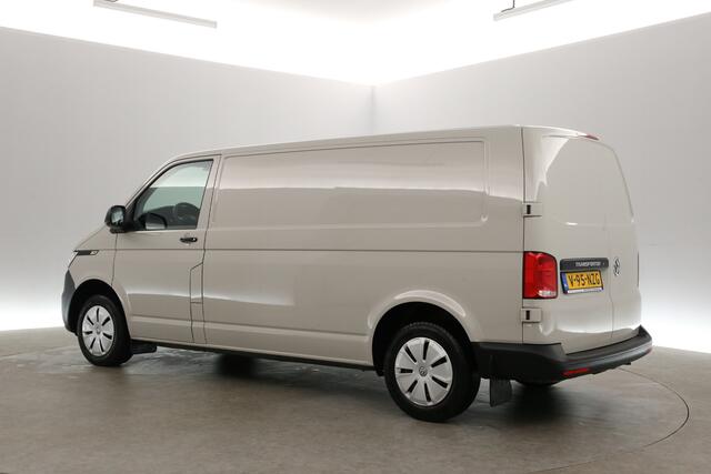 Volkswagen TRANSPORTER 2.0 TDI 150PK L2H1 | Ascot Grey | Airco | 3 Zits | Elektrpakket