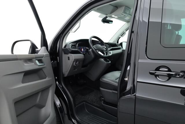 Volkswagen TRANSPORTER 2.0 TDI L2H1 32 DC Comfortline | Trekhaak | Adapt. Cruise | Camera | Apple CarPlay & Android auto | Leder | DAB