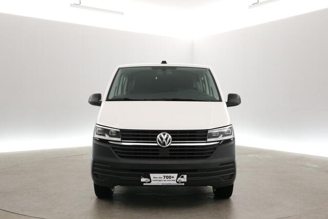 Volkswagen TRANSPORTER 2.0 TDI T6.1 150PK L2H1 | Dubbele Cabine | Airco | Camera | Cruise | Carplay | Stoelverw.
