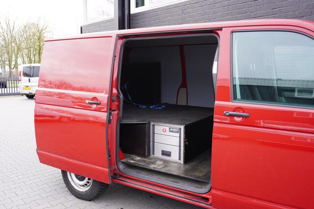 Volkswagen TRANSPORTER 2.0 TDI 150PK EURO 6 - Airco - Cruise - PDC - ¤14.499,- Excl.