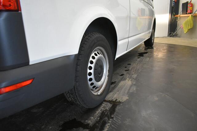 Volkswagen TRANSPORTER Kombi 2.0 TDI L2H1 Airco 2+2+2+2+3 Opstelling