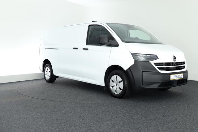 Volkswagen TRANSPORTER T7 2.0 TDI 110pk L2H1 Life Incl. BPM! Parkeersensoren Carplay Bijrijdersbank