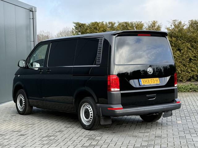 Volkswagen TRANSPORTER 2.0 TDI 150 PK DSG AUTOMAAT HIGHLINE / L1H1 / ALUCA INRICHTING / AIRCO / CRUISE / ACHTERKLEP / NAVI / CARPLAY