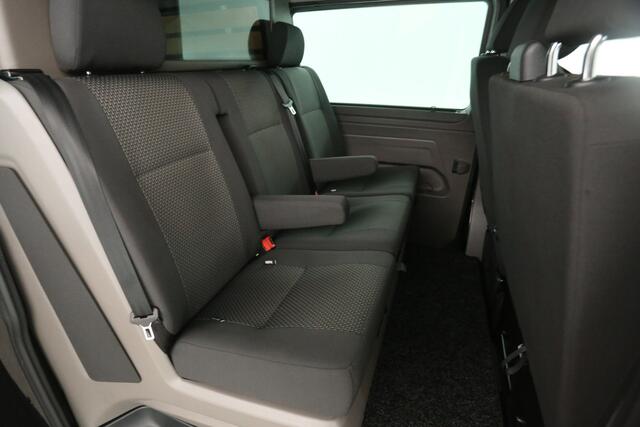 Volkswagen TRANSPORTER 2.0 TDI 199PK L2H1 Bulli | Aut. | DC | 6 Zits | Airco | Virtual | Camera | 2xSchuifdeur | Adap. Cruise | Carplay