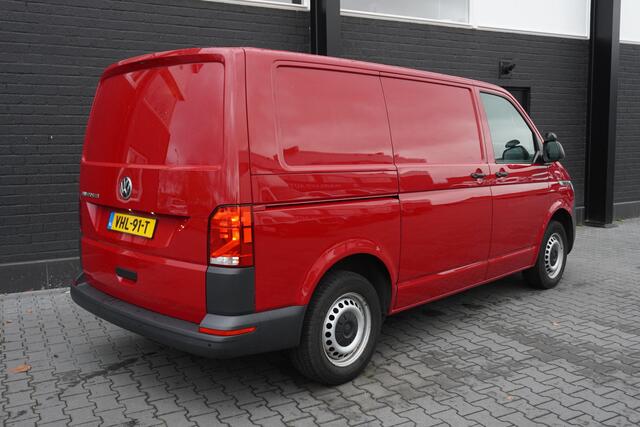 Volkswagen TRANSPORTER 2.0 TDI 150PK Automaat EURO 6 - Airco - Cruise - PDC - ¤ 14.900,- Excl.
