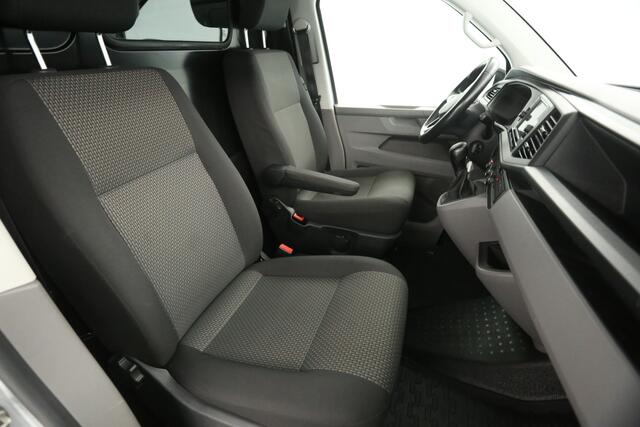 Volkswagen TRANSPORTER T6.1 2.0 TDI 150PK L1H1 | Aut. | Airco | Adap. Cruise | Carplay | Parkeersens. | Stoelverw.