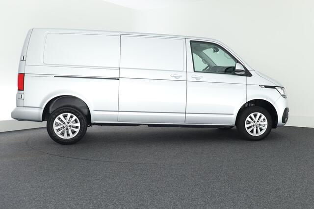 Volkswagen TRANSPORTER 2.0 TDI 150pk DSG L2H1 28 Schuifdeur L+R Stoelverwarming Navigatie ACC Parkeersensoren