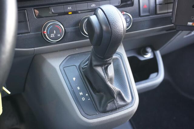 Volkswagen TRANSPORTER 2.0 TDI 150PK Automaat - EURO 6 - Airco - Cruise - Trekhaak - ¤15.900,- Excl.