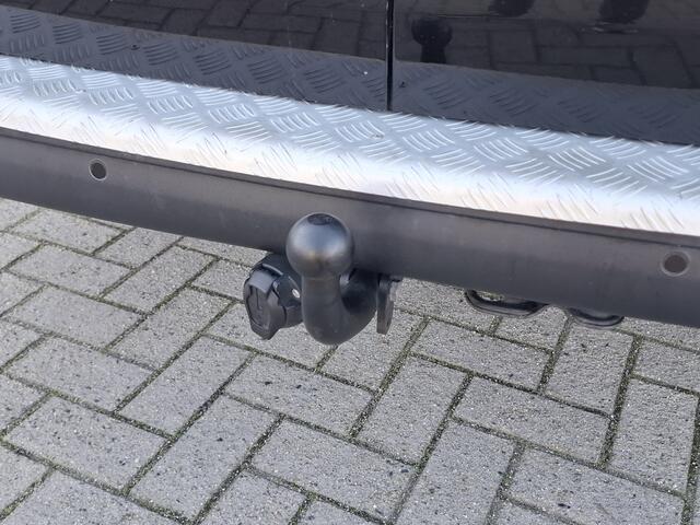 Volkswagen TRANSPORTER 2.0 TDI L2H2 28 Highline | Navigatie/Android/Apple Carplay | PDC voor en Achter | Cruise Control | DAB | Airco |