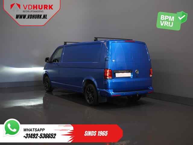 Volkswagen TRANSPORTER 2.0 TDI 150 pk DSG Aut. L2 LED/ Adapt.Cruise/ Standkachel/ Carplay/ 2.5t Trekverm./ Stoelverw./ Airco/ Dakdragers/ Camera/ PDC/ Trekhaak