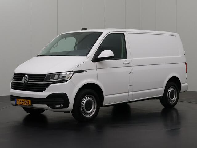 Volkswagen TRANSPORTER 2.0TDi 150PK DSG Automaat | Navigatie | Camera | 3-Zits