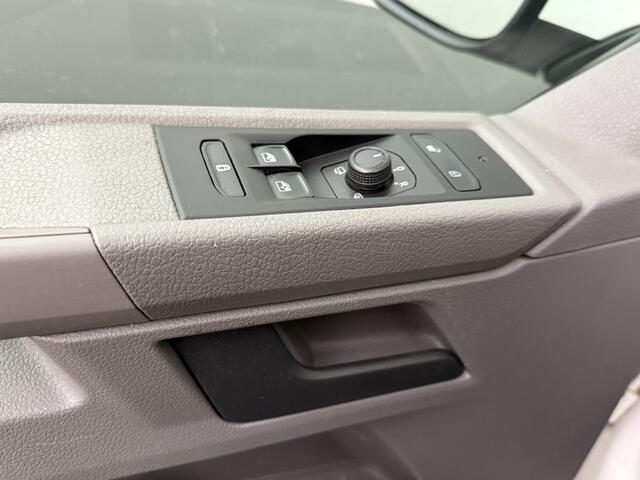 Volkswagen TRANSPORTER 2.0TDi 150PK DSG Automaat | Navigatie | Camera | 3-Zits