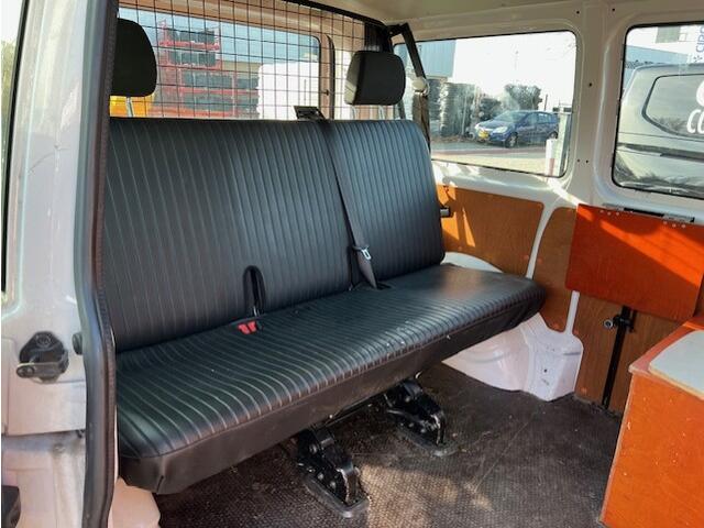 Volkswagen TRANSPORTER Kombi 2.0 TDI 110KW AUTOM. PKW BRIEF 8P KLIMA EURO6