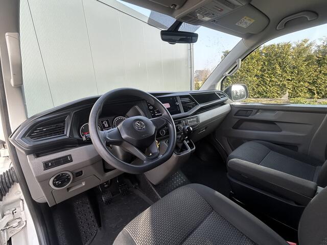 Volkswagen TRANSPORTER 2.0 TDI 150 PK 4-MOTION 6.1 / L2H1 / 1e EIG. / 4x4 / TREKHAAK / ACHTERKLEP / INRICHTING / AIRCO / CRUISE / NAVI / APPLE CARPLAY