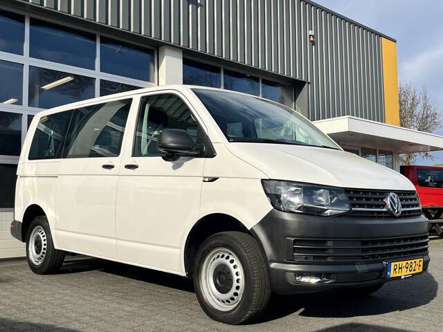 Volkswagen TRANSPORTER Kombi 2.0 TDI L1H1 BTW en BPM VRIJ!! 9-Persoons Airco Cruise control Trekhaak 2500 kg trekgewicht Buitenspiegels elektrisch verstel- en verwarm baar Parkeerhulp vóór en achter, Voorstoelen in hoogte verstelbaar