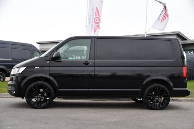 Volkswagen TRANSPORTER 2.0 TDI L1H1 30 Black Edition Cruise, Carplay, Sensoren, Automaat, Multimedia, 150pk, Radio, Uniek!