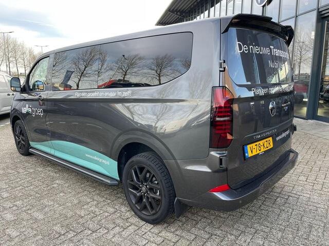 Volkswagen TRANSPORTER 2.0 TDI L2H1 30 Style | LED | Navigatie | lm velgen | Black Edition | Camera | Laadruimte Betimmering | Apple Carplay/Android auto | PDC | Digital Cockpit