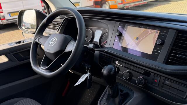 Volkswagen TRANSPORTER 2.0 TDI 110KW 150PK L2H1 EURO 6 AUTOMAAT AIRCO/ NAVIGATIE/ CRUISE CONTROL/ SORTIMO INRICHTING/ 100% DEALERONDERHOUDEN