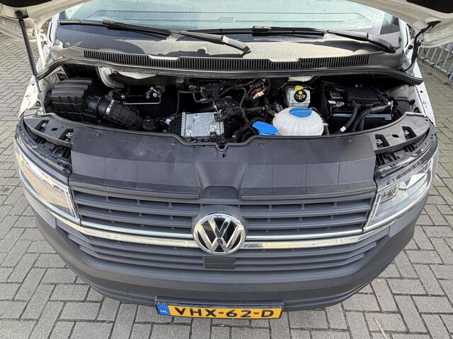 Volkswagen TRANSPORTER 2.0 TDI 150 PK Euro 6 L1H1 Cruise control/Carplay/PDC