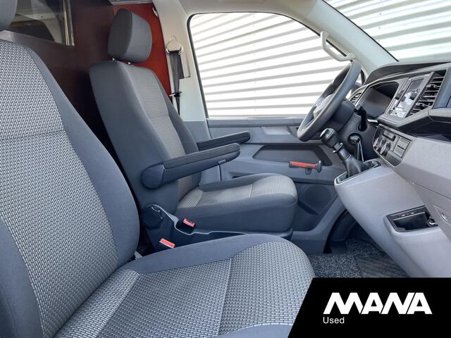 Volkswagen TRANSPORTER 2.0 TDI L1H1 Trekhaak Cruise Carplay Sensoren