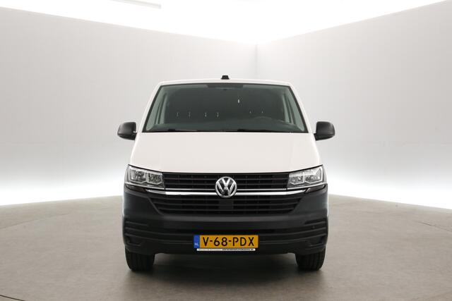 Volkswagen TRANSPORTER 2.0 TDI L2H1 | Airco | Cruise | Carplay | 3 Zits | Trekhaak | Parkeersens. | Stoelverw.