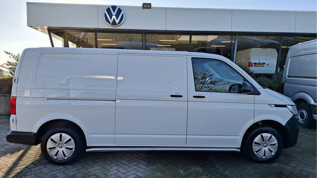 Volkswagen TRANSPORTER 6.1 - 2.0 TDI L2H1 28 Comfortline Navi by App / PDC / Trekhaak