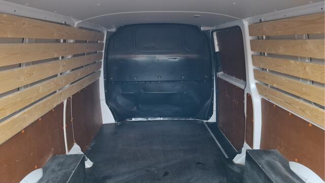 Volkswagen TRANSPORTER 6.1 - 2.0 TDI L2H1 Comfortline 150 pk / Navigatie / PDC / Trekhaak