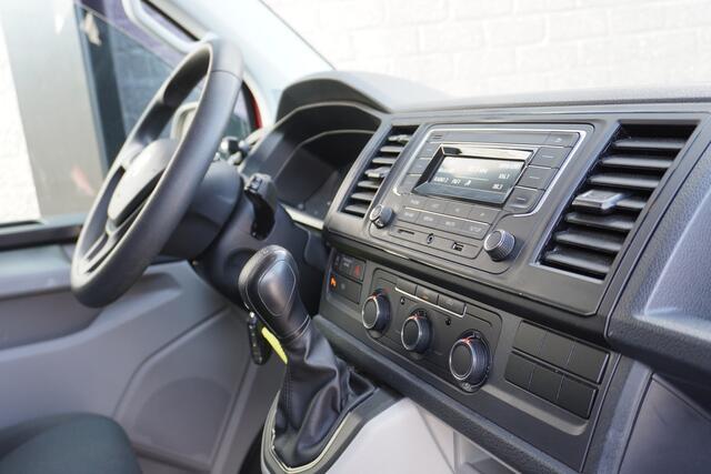 Volkswagen TRANSPORTER 2.0 TDI 150PK Automaat EURO 6 - Airco - Cruise - PDC - ¤ 13.950,- Excl.