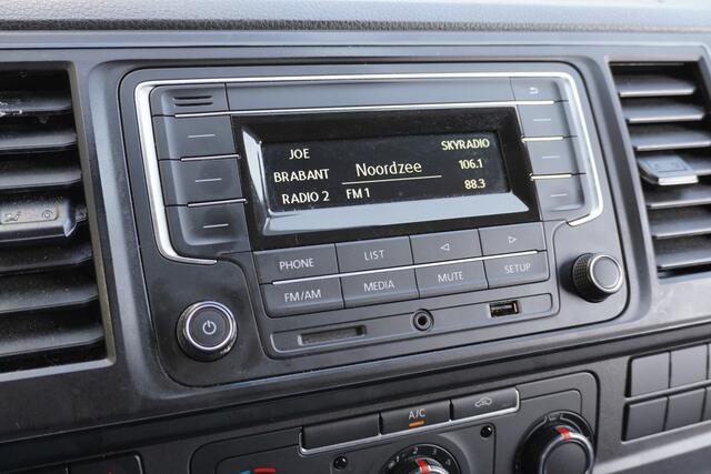 Volkswagen TRANSPORTER 2.0 TDI 150PK Automaat EURO 6 - Airco - Cruise - PDC - ¤ 13.950,- Excl.