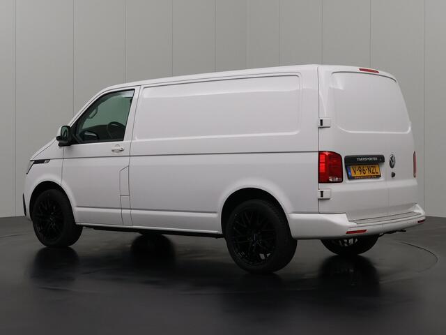 Volkswagen TRANSPORTER 2.0TDi 150PK DSG Automaat Highline | Navigatie | Camera | 3-Zits | Airco | Cruise