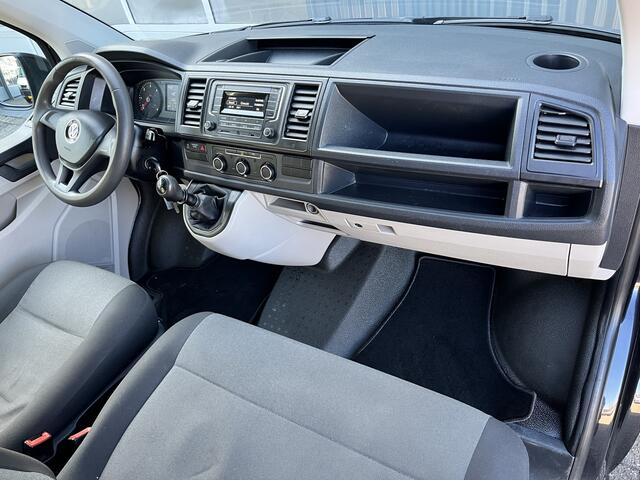 Volkswagen TRANSPORTER 2.0 TDI L1H1 Airco Trekhaak 2200kg trekgewicht Kastinrichting 3-Persoons Telefoonverbinding Euro 6 Bpm vrij voor particulier gebruik!!