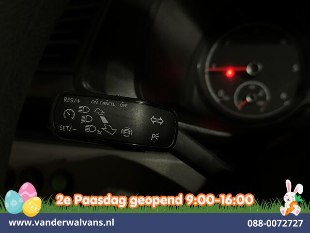 Volkswagen TRANSPORTER 2.0 TDI L2H1 Inrichting Euro6 Airco | Imperiaal | Omvormer | Camera | Apple Carplay | Cruisecontrol Android Auto, Trekhaak, Parkeersensoren