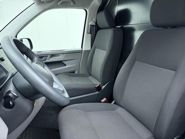 Volkswagen TRANSPORTER 2.0 TDI L1H1 28 | 110 PK | Airco | Parkeersensoren | Apple Carplay/Android Auto |