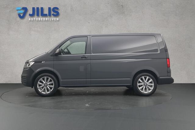 Volkswagen TRANSPORTER 2.0 TDI L1H1 26 | Trekhaak | 2 zitplaatsen rechtsvoor | Apple Carplay
