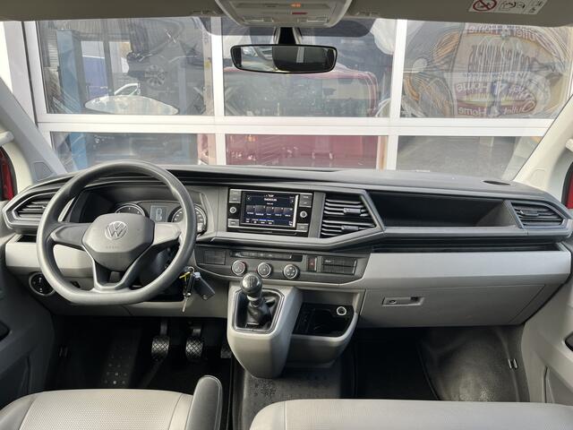 Volkswagen TRANSPORTER Kombi 2.0 TDI L1H1 Comfortline 9-persoons Airco Cruise controle Apple carplay App conect Minibus 9 zitse Exportprijs