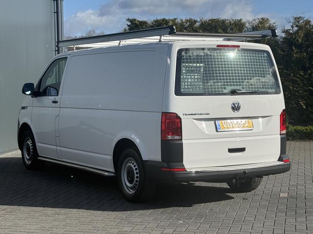 Volkswagen TRANSPORTER 2.0 TDI 150 PK / L2H1 / 1e EIG. / ALUCA INRICHTING / TREKHAAK / IMPERIAAL / CRUISE / AIRCO / NAVI