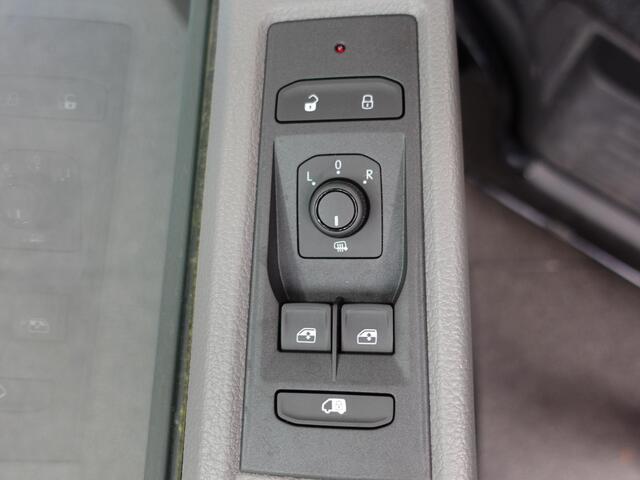 Volkswagen TRANSPORTER 2.0 150PK L2H1 Highline Automaat Airco Navi Parkeersensoren Camera Trekhaak Carplay