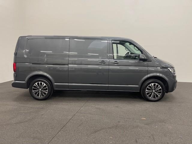 Volkswagen TRANSPORTER 2.0 TDI L2H1 28 Highline Automaat Airco Cruise Control Navi PDC V&A Trekhaak