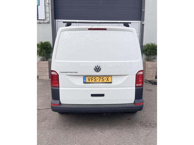 Volkswagen TRANSPORTER 2.0 TDI L1H1 Highline / EURO 6 / AIRCO /NAVI /