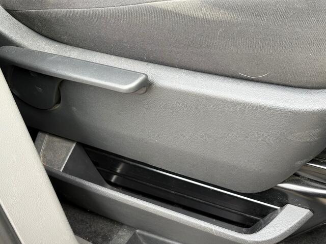 Volkswagen TRANSPORTER 2.0 TDI 150PK L2 BULLI / Dubbel Cabine / ACC / Carplay / DAB / PDC / Navi