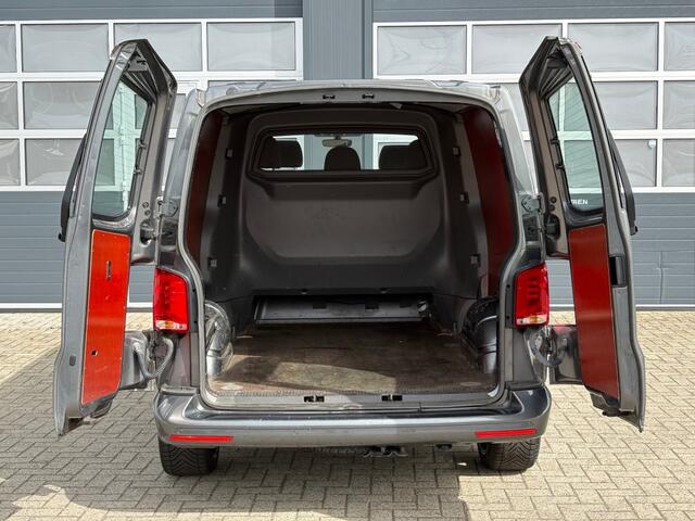 Volkswagen TRANSPORTER 2.0 TDI 150PK L2 BULLI / Dubbel Cabine / ACC / Carplay / DAB / PDC / Navi