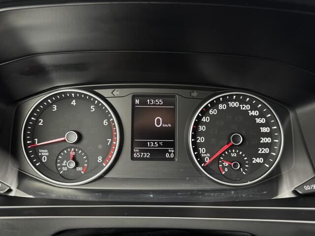 Volkswagen TRANSPORTER Caravelle 2.0 TSI 5+1 Rolstoel bus